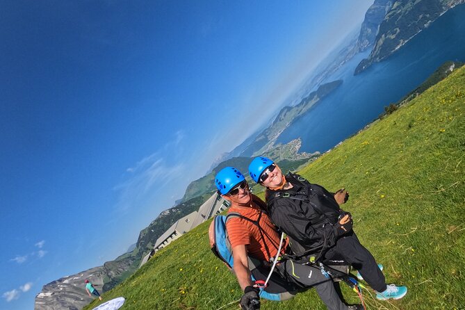 Tandem Paragliding Flight in the Lucerne Region - Communication and meeting-day pacing: where people feel impressed or frustrated