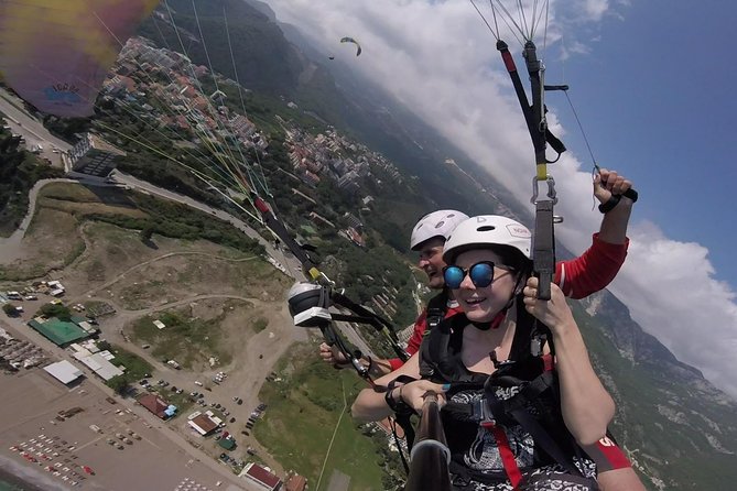 Tandem paragliding in Budva /All-inclusive - Stop-by-stop: Budva Paragliding Montenegro, Bečići Beach, and back to Budva