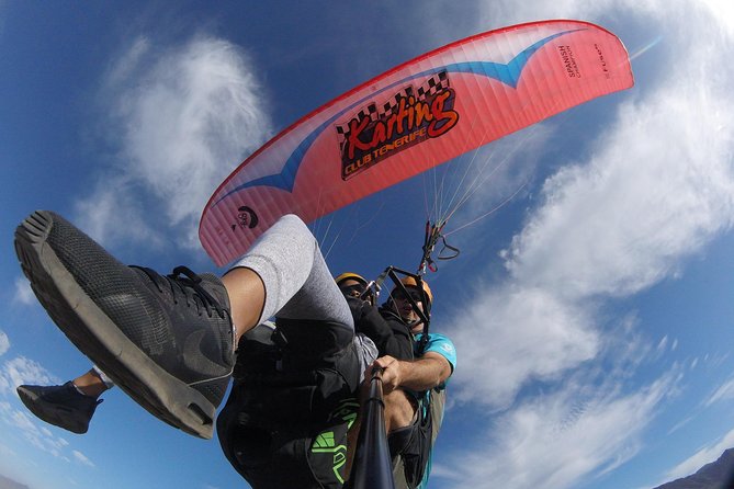 Tandem paragliding in Tenerife - The briefing at the takeoff area: clear steps beat guesswork