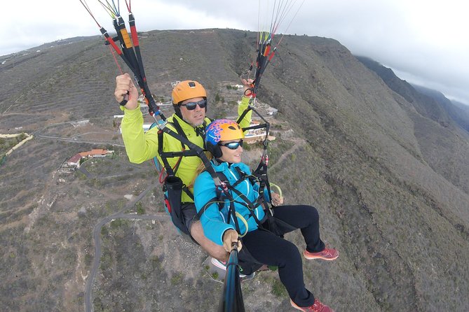Tandem paragliding in Tenerife - Gear and the pre-flight setup: why it feels safer