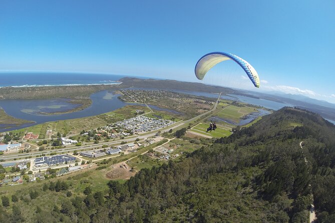 Tandem Paragliding Instructional Flights in Garden Route - Sea vs. Mountains in the Air: What the Flight Feels Like When Conditions Are Right
