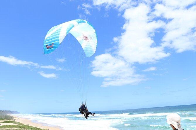 Tandem Paragliding Wilderness South Africa - Launch day: a few steps forward, then wind does the work
