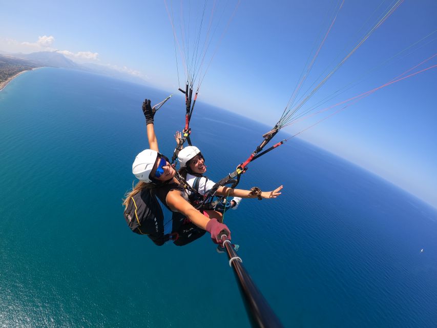Taormina: Paragliding Tour with Instructor and GoPro Video - GoPro10 footage: instant memories you can actually share