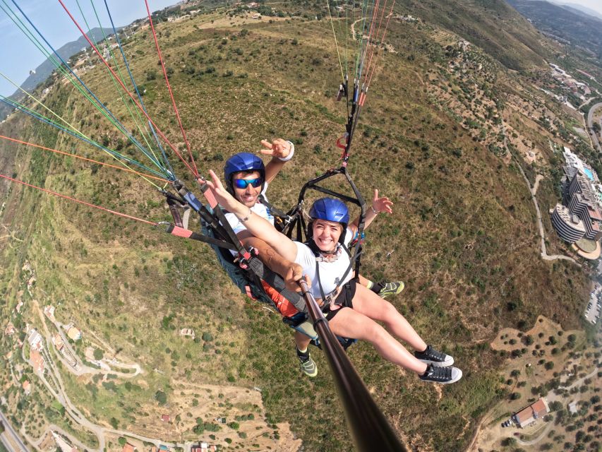 Taormina: Paragliding Tour with Instructor and GoPro Video - Landing on the beach and the wrap-up ride back to Letojanni
