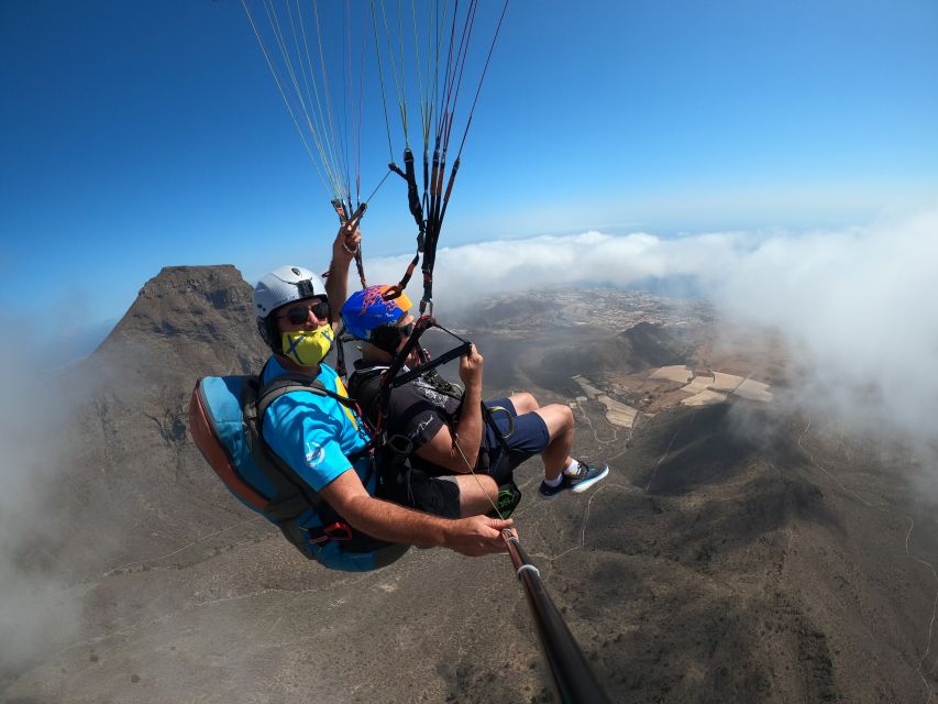 Tenerife: Paragliding with National Champion Paraglider - Photos and video: what you get free, and when upgrades matter