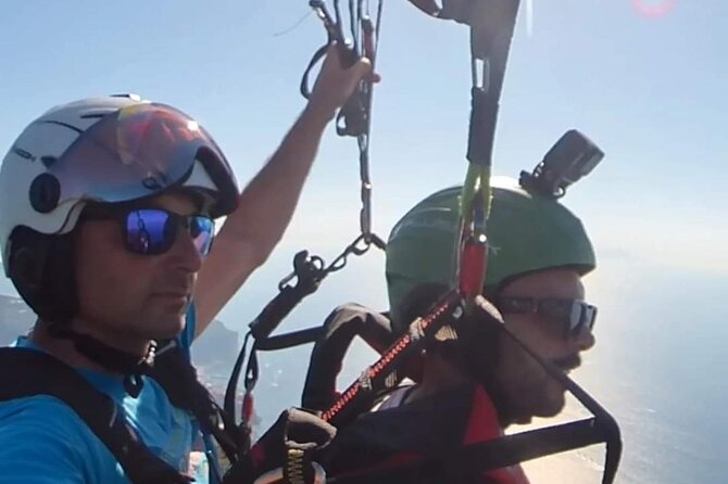 Two-seater paragliding Amalfi and Sorrento Coast Monte Faito - Mid-flight views: Sorrento, Capri, Positano, and Vesuvius from above