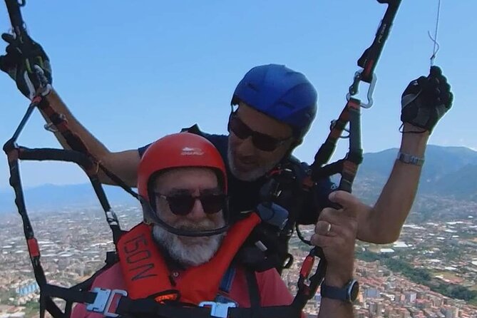 Two-seater paragliding Amalfi and Sorrento Coast Monte Faito - The landing and cable-car return: how the day wraps up