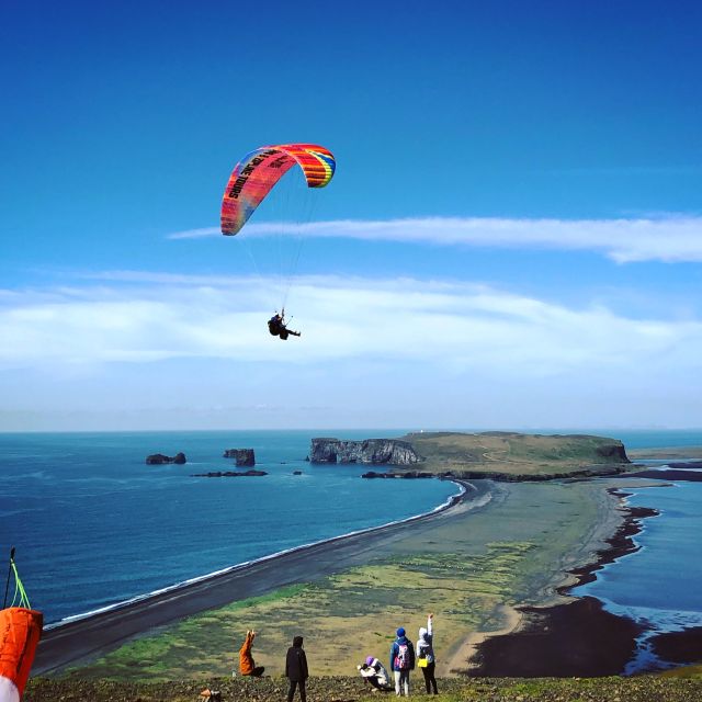 Vík: Paragliding Tandem Flight - Getting There by Jeep: A Short Ride, Big Weather Reality