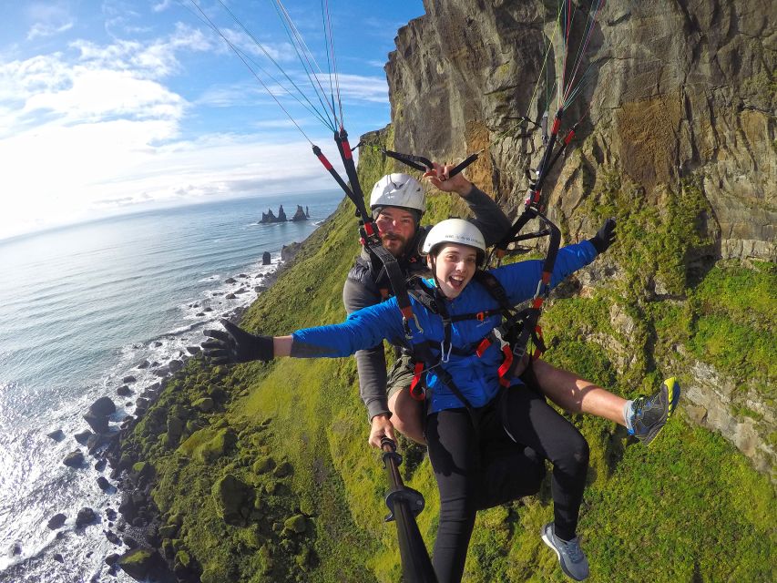 Vík: Paragliding Tandem Flight - What to Wear and Bring So the Flight Feels Comfortable