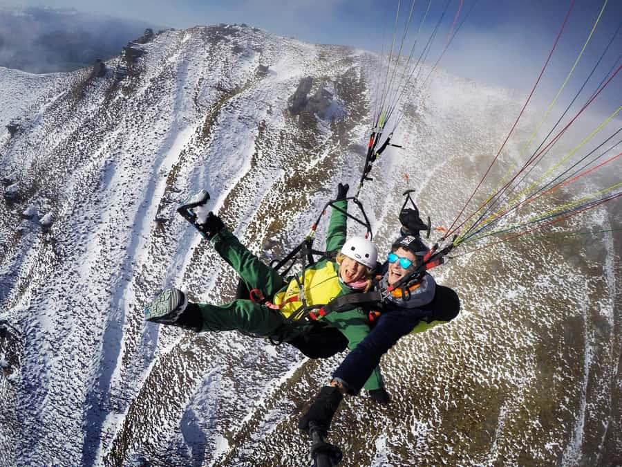 Wanaka: Tandem Paragliding Experience - In the air: choosing smooth or roller-coaster flight