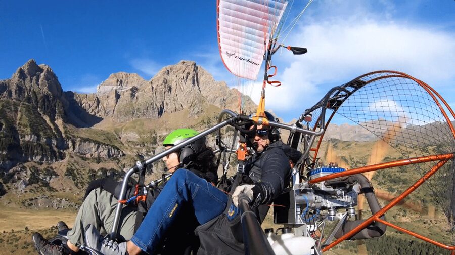 Zaragoza: Aragonese Paragliding Experience - Cierzo Flight instructors: what that experience means for you
